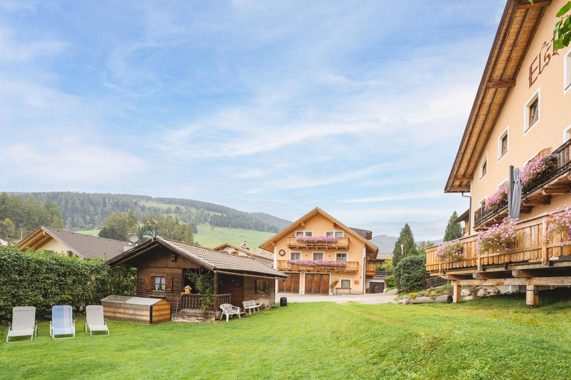 Apartamento Elslerhof Dobbiaco Exterior foto
